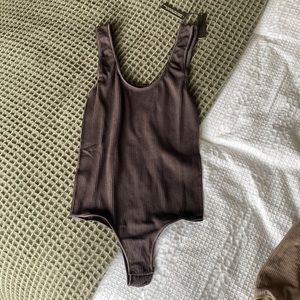 Skims Stretch Rib Scoop Tank Bodysuit NWT! S/M